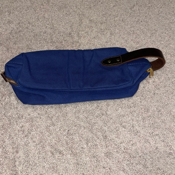 Men’s Essential Travel Toiletry Bag - Picture 8 of 8